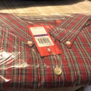 Plaid izod men’s shirt. Beautiful plaid